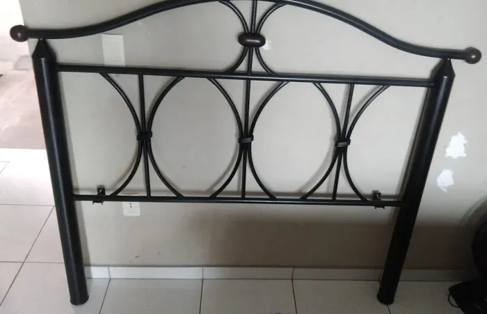 Cabeceira de ferro para cama de casal 