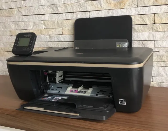 HP DeskJet Ink Advantage 3516 Multifuncional Wi-Fi | Imprime, Copia e Digitaliza