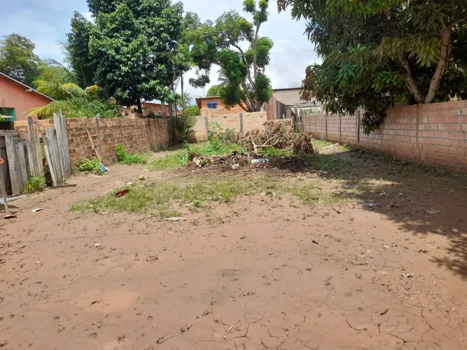 Vendo terreno parcelado cm entrada