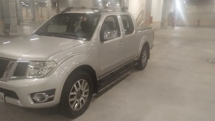 Nissan Frontier SL CD 4X4 2.5tb Diesel AUT 2014