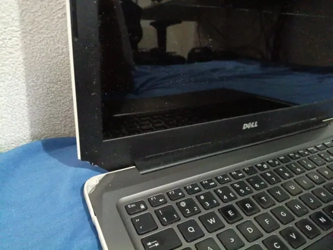 Notebook Dell i7 4gb de video