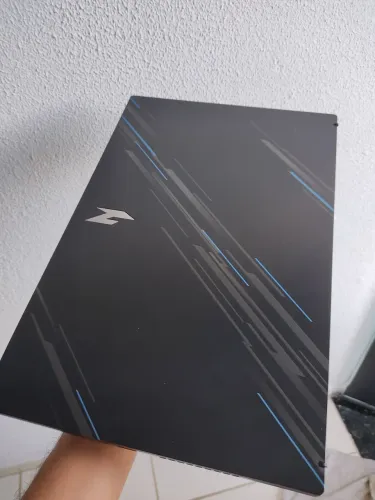Notebook gamer Acer Nitro V em ótimo estado