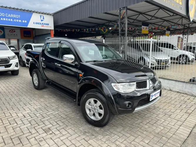 Mitsubishi L200 Triton HPE 3.5 CD V6 24V Flex Aut. 2012