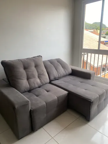 Sofá retratil cinza 4 lugares
