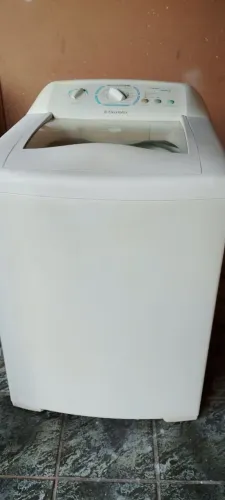 Vendo máquina Eletrolux 12 quilos 550