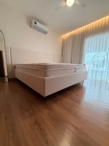Cama King size