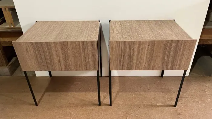 2 Mesas de Cabeceira / Mesas Laterais