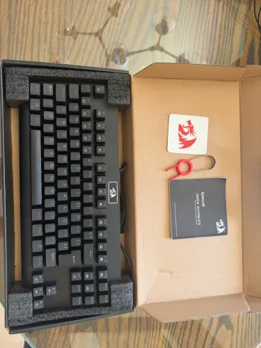 Teclado Mecânico Redragon Dark Avenger Rgb - Switch Blue