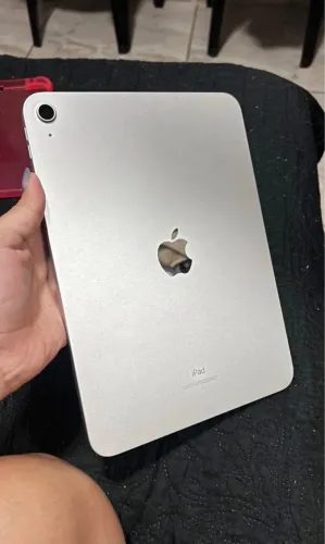 Vendo iPad 10ª geração, 64GB, super conservado e sem nenhuma marca de uso! ?