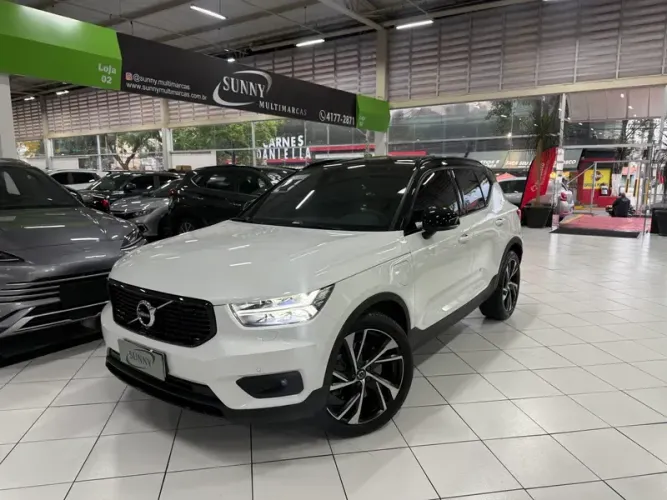 Volvo XC40 XC 40 T-5 Híbrido R-design 1.5 262cv FWD 2021