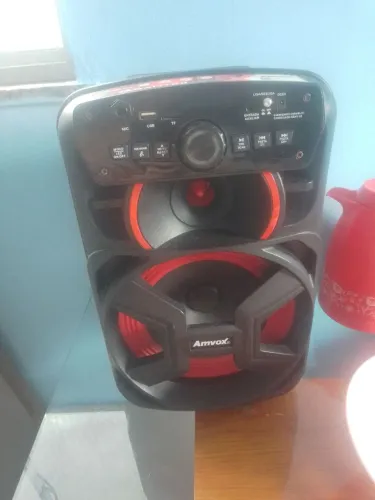 Caixa de som Anvox, perfeito estado, 50 reais