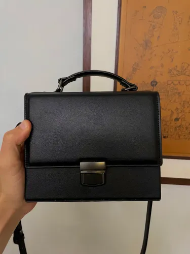 Bolsa da Zara