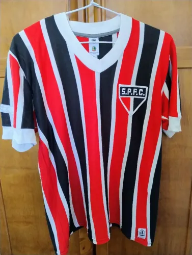 Camisa São Paulo FC Licenciada Lance - Tamanho M em bom estado de conservação