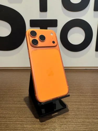 iPhone 17 pro 256 laranja