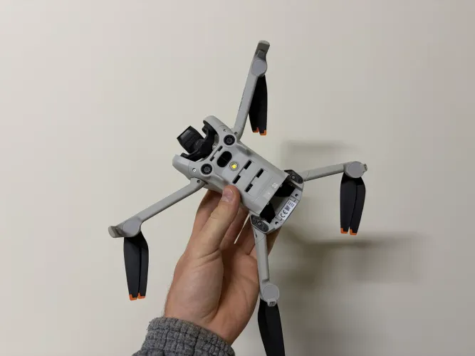 Dji mini 4 pro fly more combo