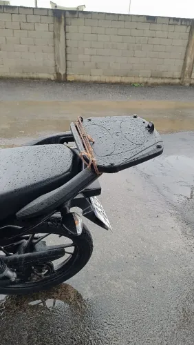 auporte oara moto com mesa