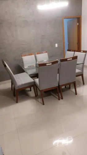 Mesa de Jantar Quadrada - 8 lugares !!