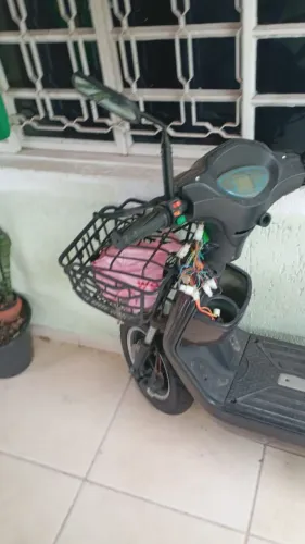 Scooter elétrica 