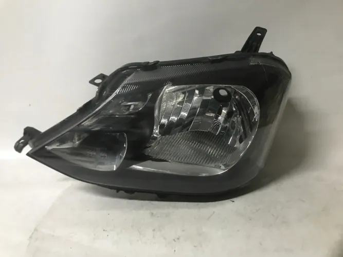 Farol Etios máscara negra 