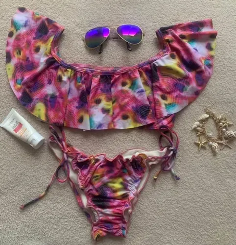 Biquíni Babado Rosa