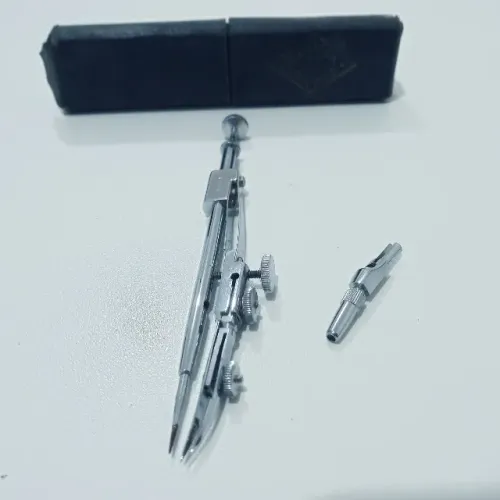 Antigo Compasso Alemão Albert Nestler Raro anos 50 Com Estojo Original . Raridade dos ano