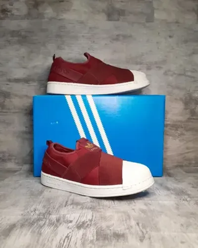 Tênis Adidas Slip On