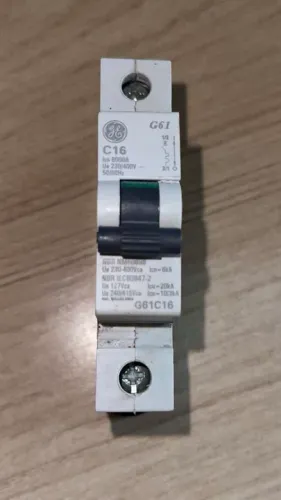 Disjuntor Termomagnético Mini Circuit Breaker E2000 16A