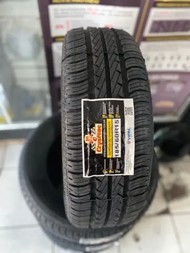 Par de pneus 185/60/15 Remold Crystone *borracha vipal* (instalação gratuita)