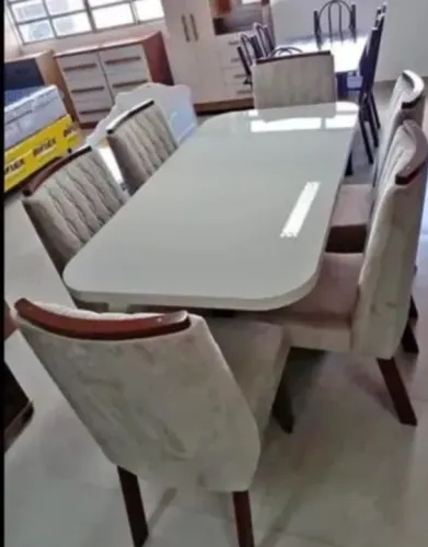 Mesa de jantar 6 lugares em MDF