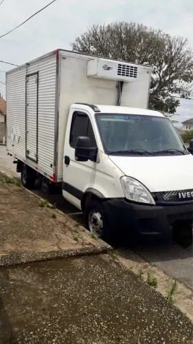 Iveco Daily 45s17 Otimo estado  3.0 bi turbo 2016/17 C/ Baú refrigerado