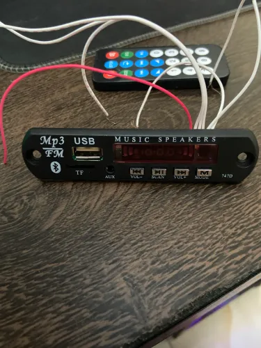 Plaquinha Bluetooth Mp3 Música (leia)