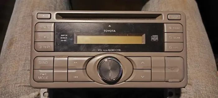 Radio Toyota Etios 2013 2018 Original Pzv7714213 Usado