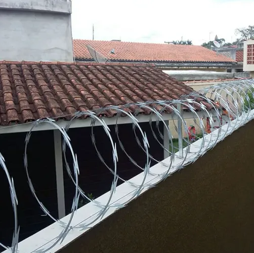 Concertina de Alta Segurança - Proteja sua casa e empresa!