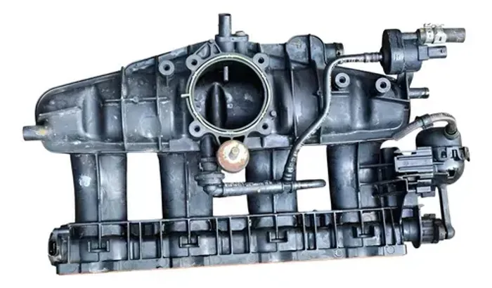 Coletor Admissão Audi A4 A5 Q3 Q5 2.0 Tfsi 06133185 (Usado)