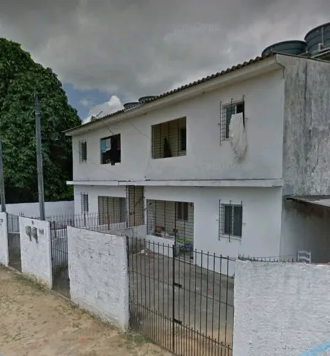 Casa 1° andar para vender no bairro Cosme Damião, próximo a estação de metrô .