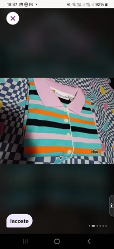 Polo Lacoste listrada colorida