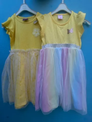 2 Vestidos infantis lindos pelo preço de 1