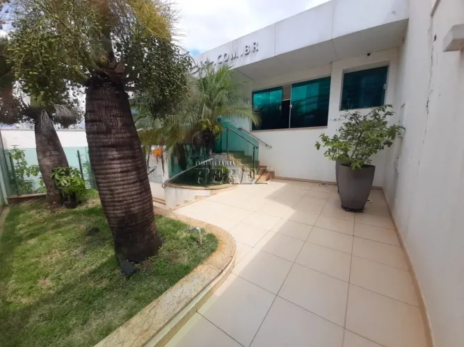 Casa comercial para alugar no centro de Londrina - Rua Ibiporã