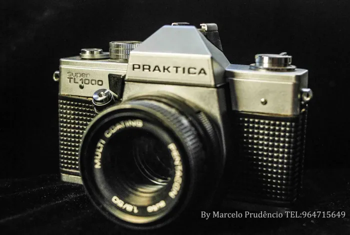 Câmera Analógica Praktica Super TL 1000