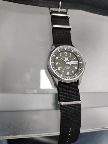 Vendo relógio Seiko 5 sports 