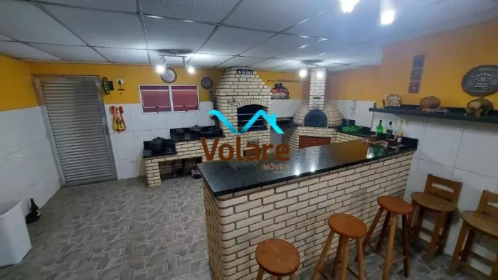 Espetacular Casa à Venda em Osasco-SP, Bairro Pestana: 4 Quartos, 2 Suítes, 3 Salas, 5 Ban