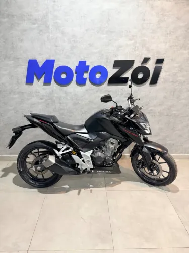 HONDA CB 300F TWISTER CBS PRETO 2024