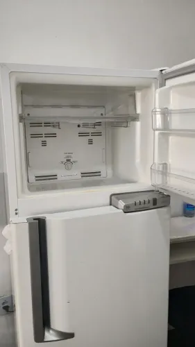 Geladeira Brastemp, muito nova!