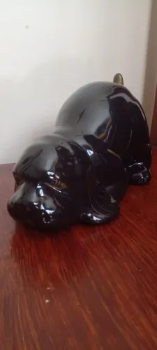 Escultura de cachorro antiga