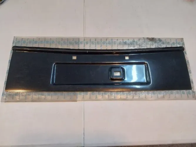 Moldura Aplique da placa  Santana Quadrado Original VW