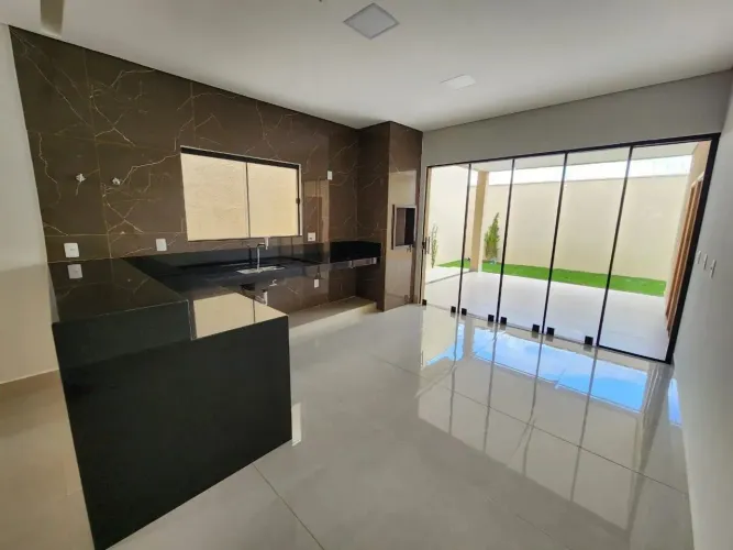 Casa com 3 dormitórios à venda, 185 m² por R$ 680.000,00 - Laranjeiras - Uberaba/MG
