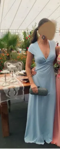 Vestido longo azul claro para festa