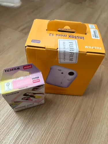 Instax