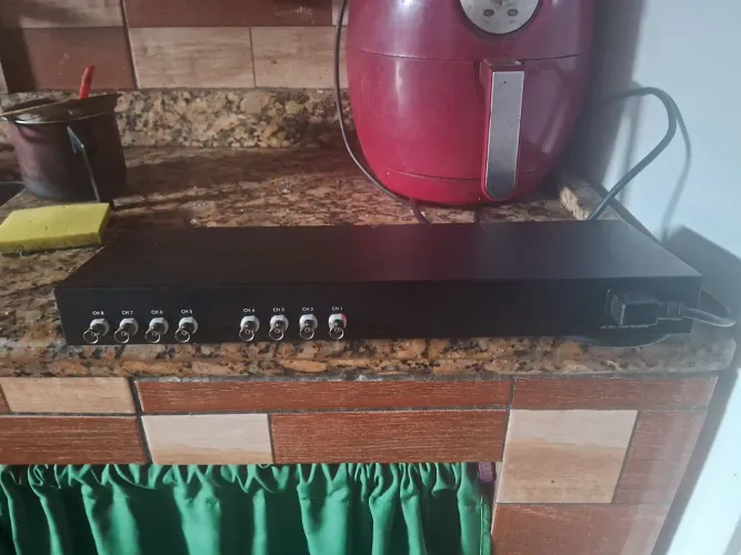 Power balun  Vídeo 8 Canais