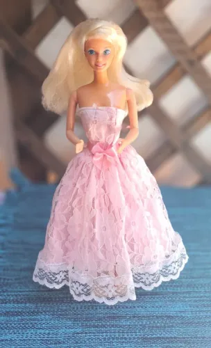 Vestido/roupa artesanal para boneca Barbie